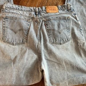 Levi cut woman’s tall jeans